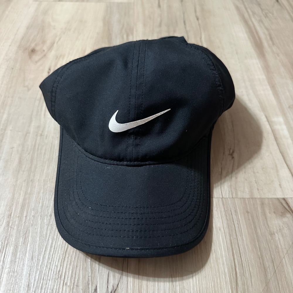 Nike Featherlight Unstructured Adjustable Cap‎ in Black